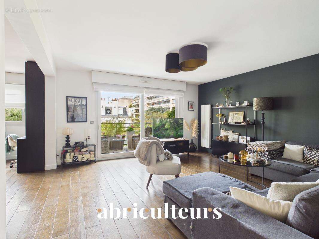 Appartement à PARIS-12E