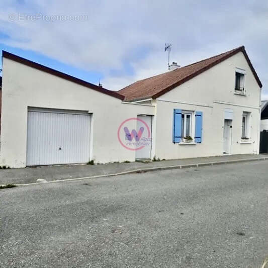 Maison à DAINVILLE
