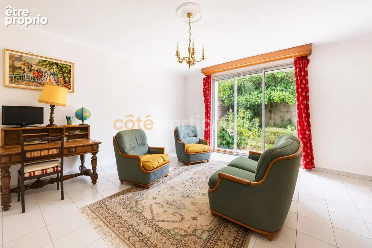 Saint-pasquier - - impasse - - maison 118m2 habitables - - double garage  - - calme - - jardin - - 3 chambres - photo 4
