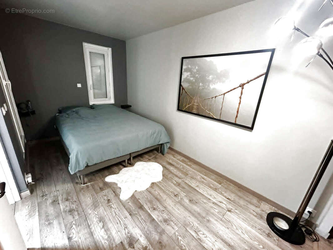Appartement 2 pièces de 54 m2 avec exceptionnelle terrasse de 30 m2   Trappes - photo 5