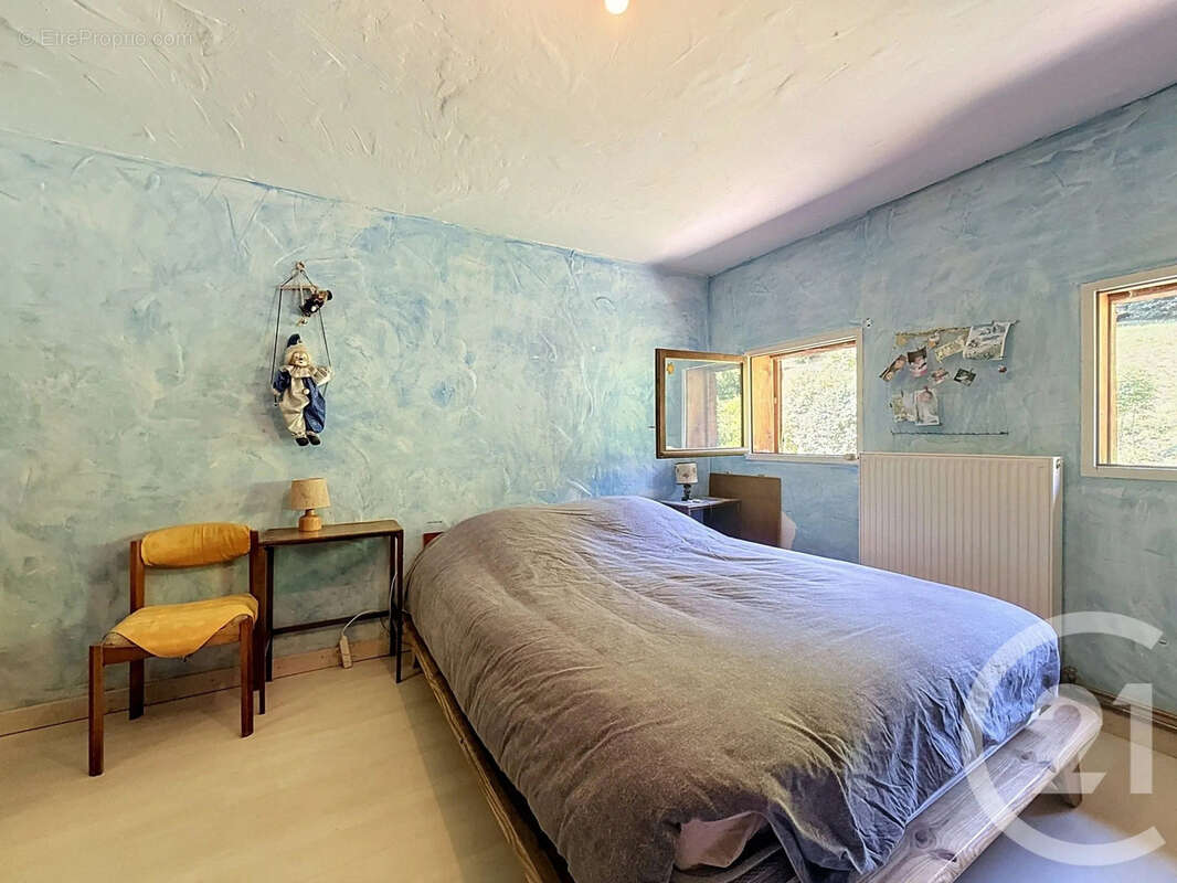 Maison 155 m² à Chatillon-Sur-Cluses  - photo 12