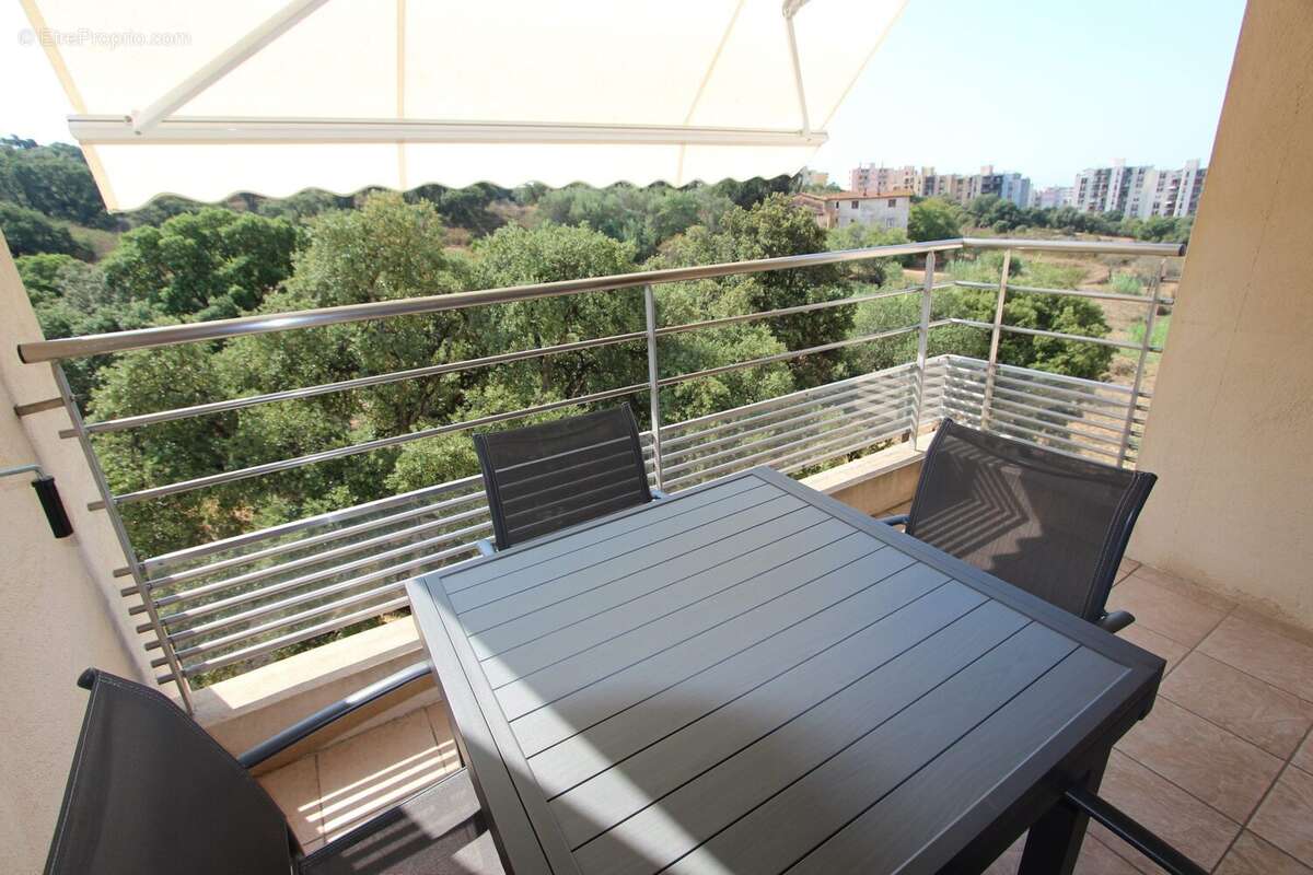 Appartement 69 m² à Ajaccio  - photo 2
