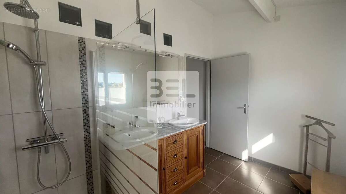 Maison à PONT-SAINT-ESPRIT