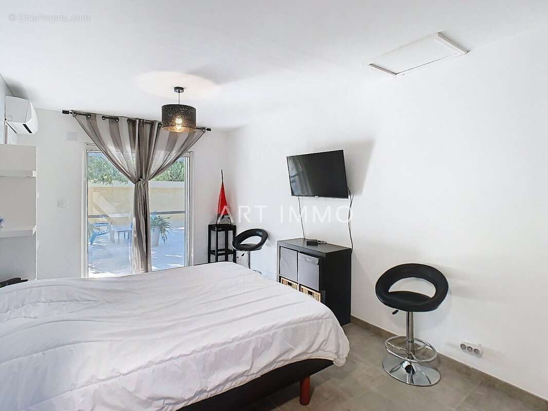 Maison à CABRIERES-D&#039;AVIGNON