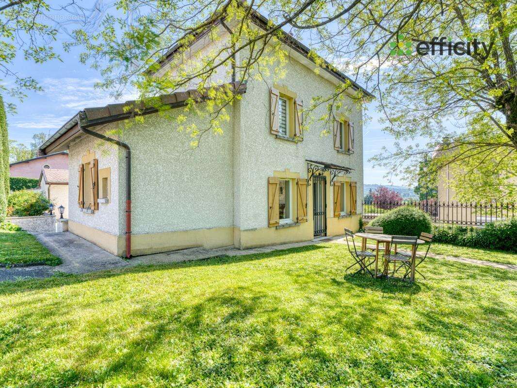 Maison à SATOLAS-ET-BONCE