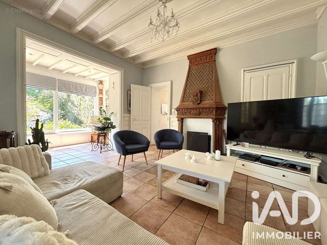 Maison 180 m² à Nantes  - photo 2