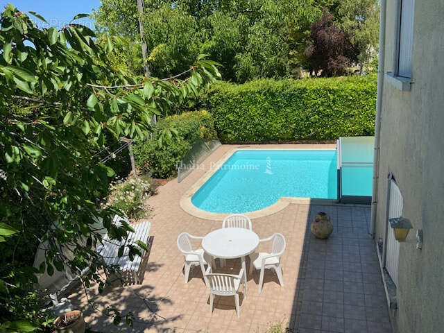 Maison de plain-pied avec piscine, deuxième logement indépendant en rez-de-jardin - photo 2