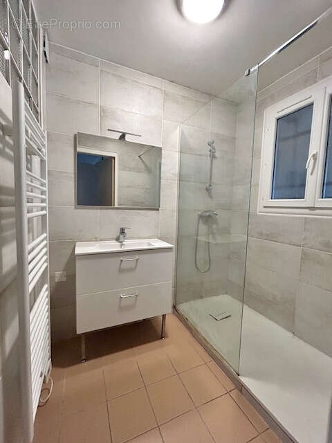 Appartement à NEGREPELISSE