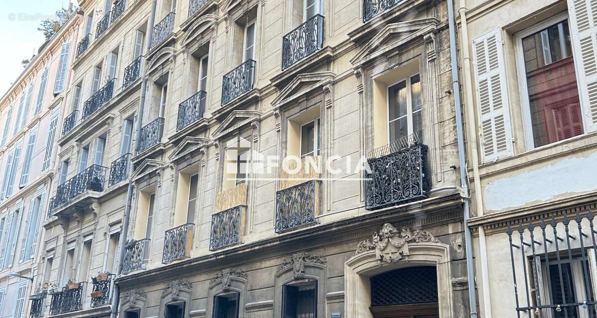 Appartement à MARSEILLE-1E