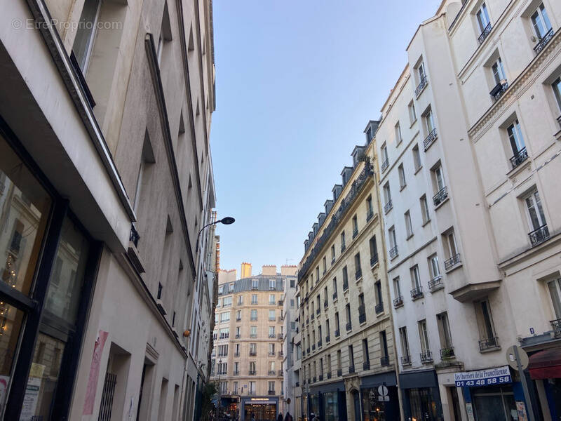 Appartement à PARIS-11E