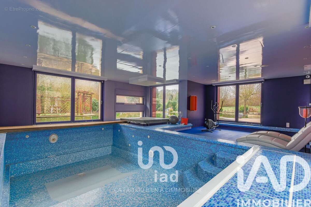 Maison 367 m² à Auffreville-Brasseuil  - photo 9