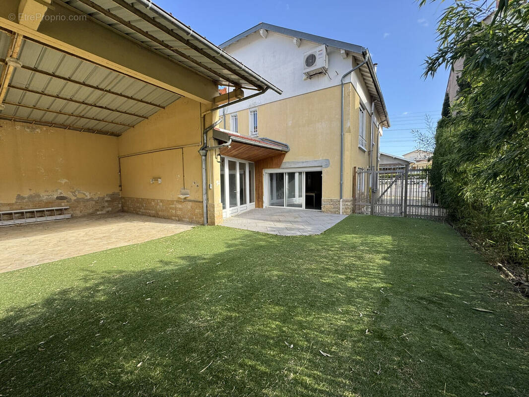 Photo 1 - Maison à LE COTEAU