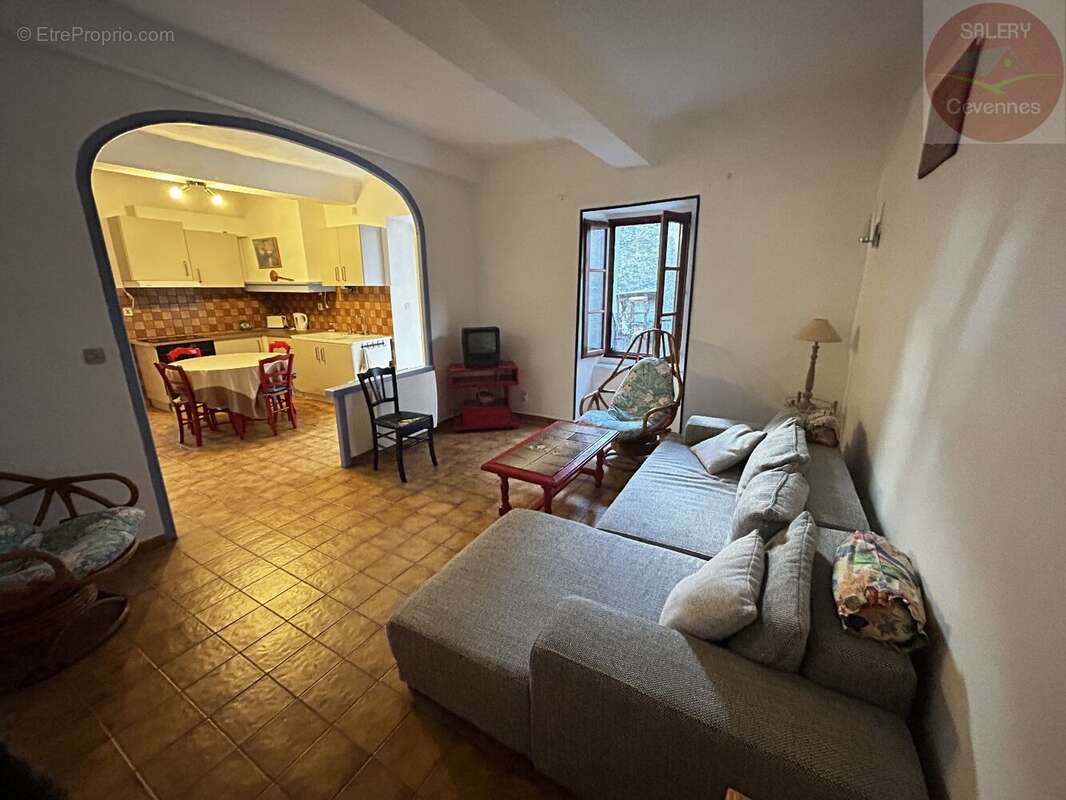 Maison à GENERARGUES