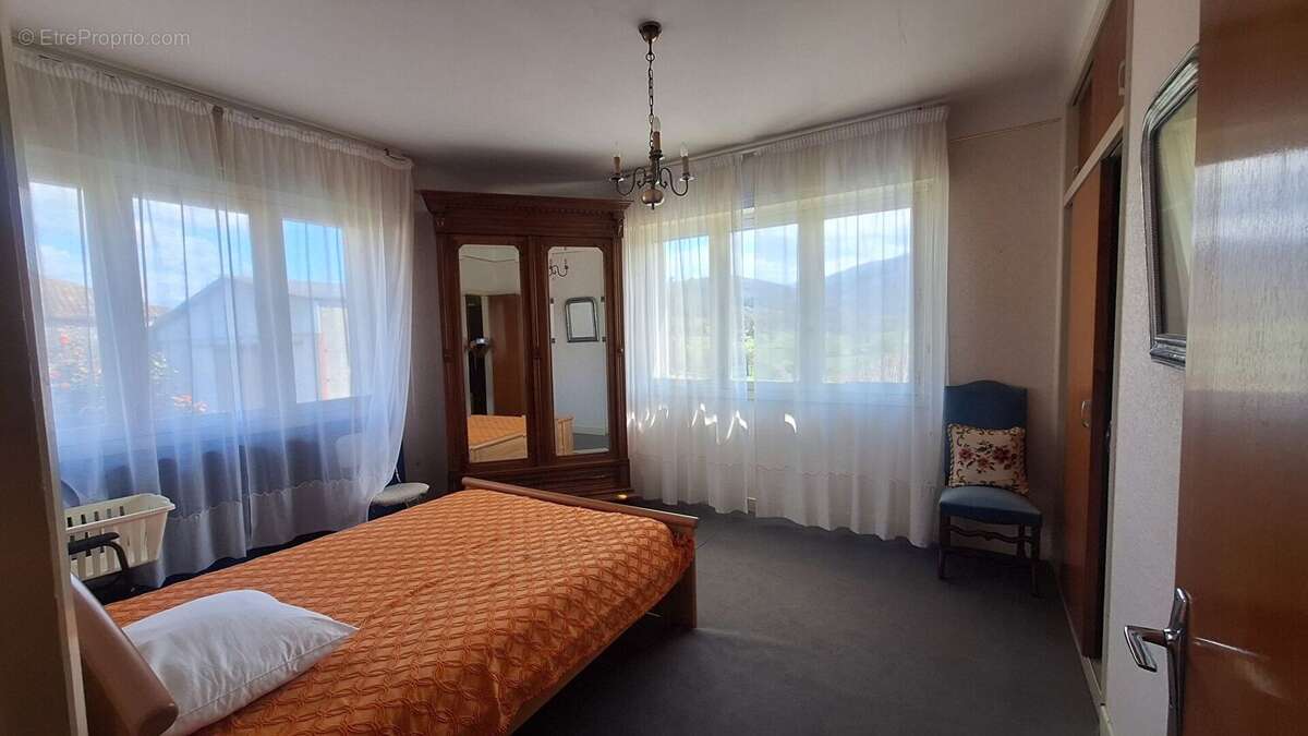 Maison à SALEICH
