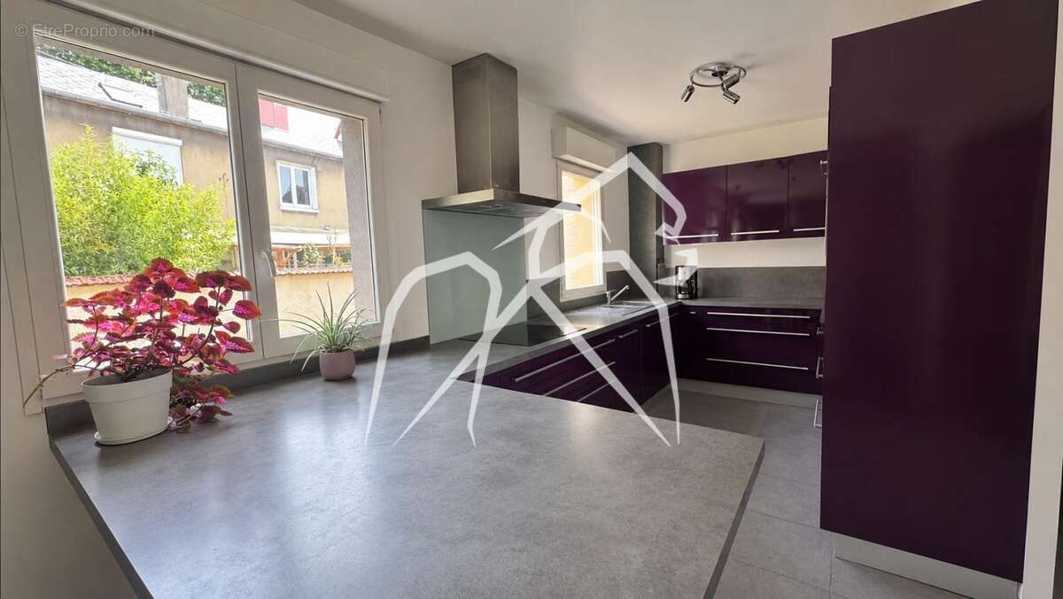 Maison 5 pièces + jardin  Le Petit-Quevilly - Saint Julien  90 m² - photo 4