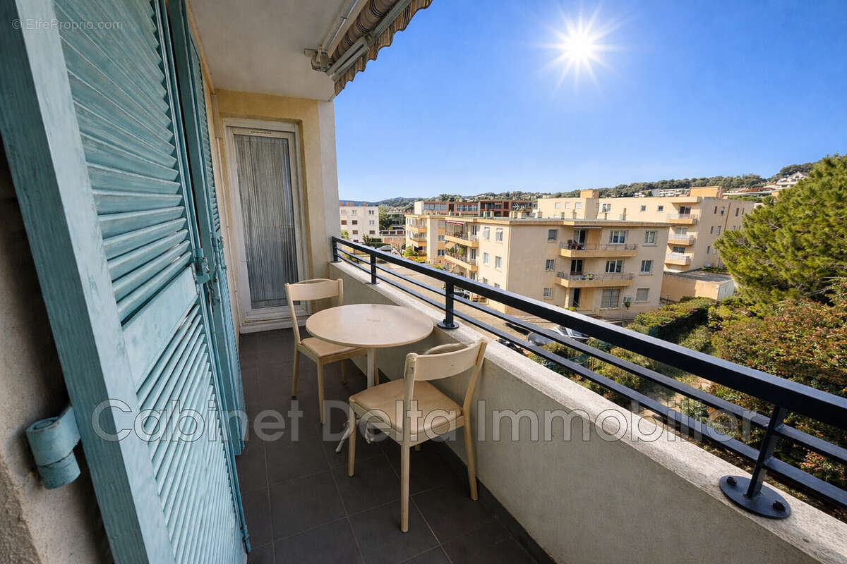 Appartement à SANARY-SUR-MER