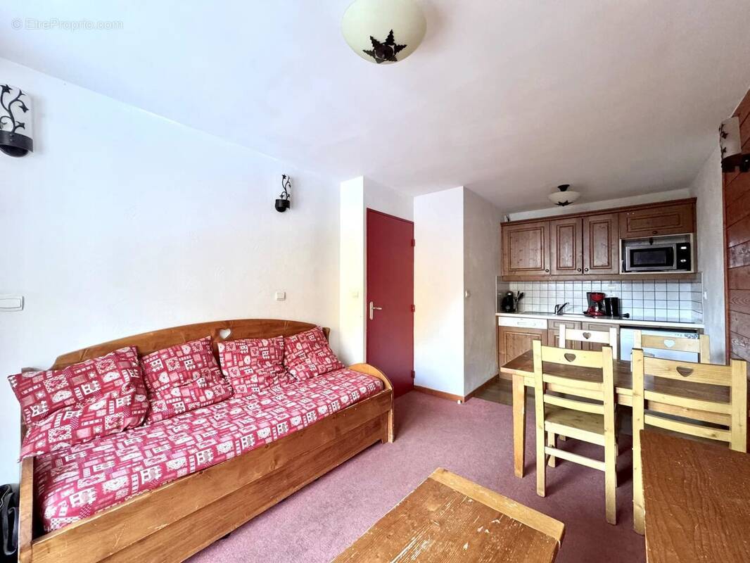 Appartement à AVRIEUX