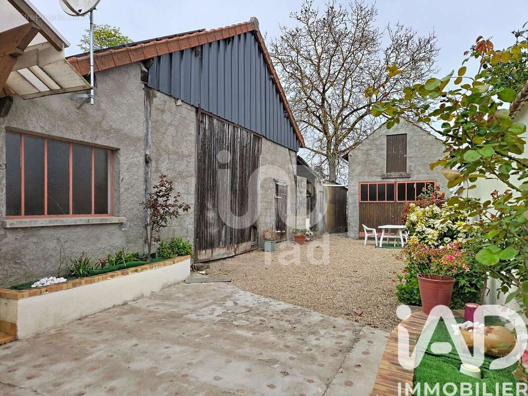 Photo 2 - Maison à VIERZON