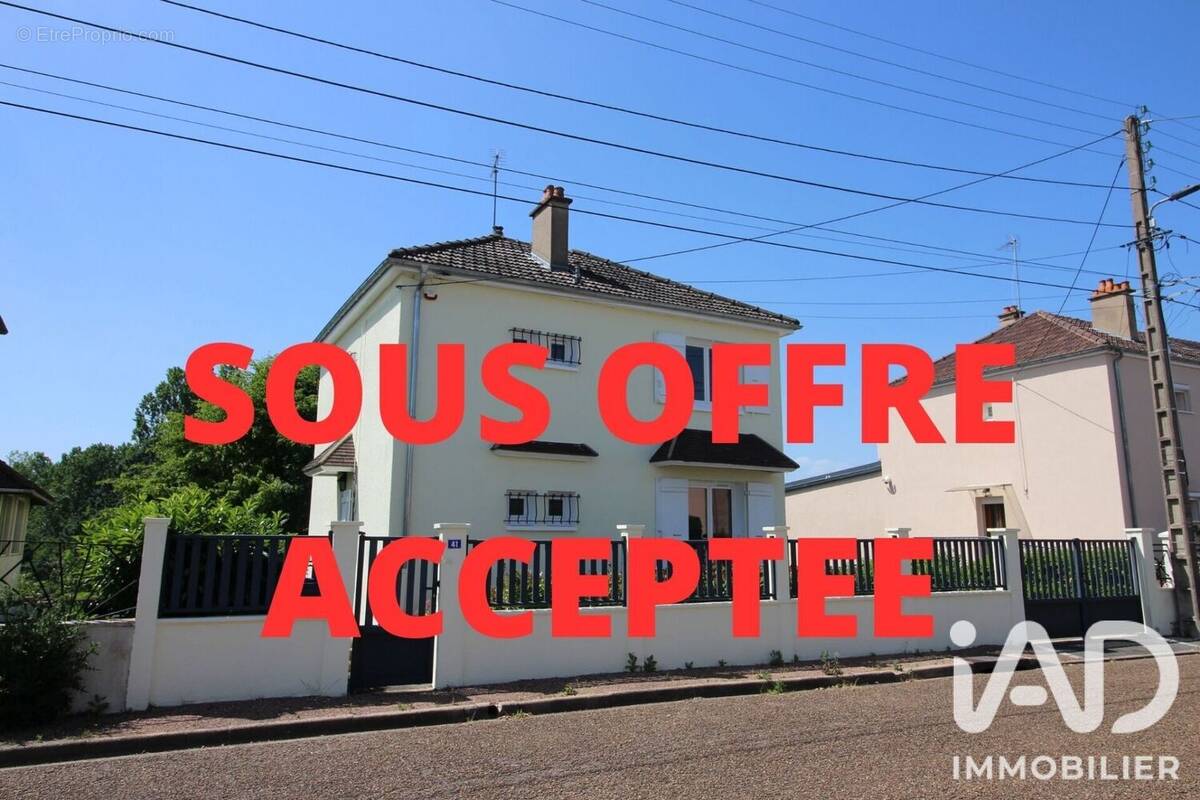 Photo 1 - Maison à COULANGES-LES-NEVERS