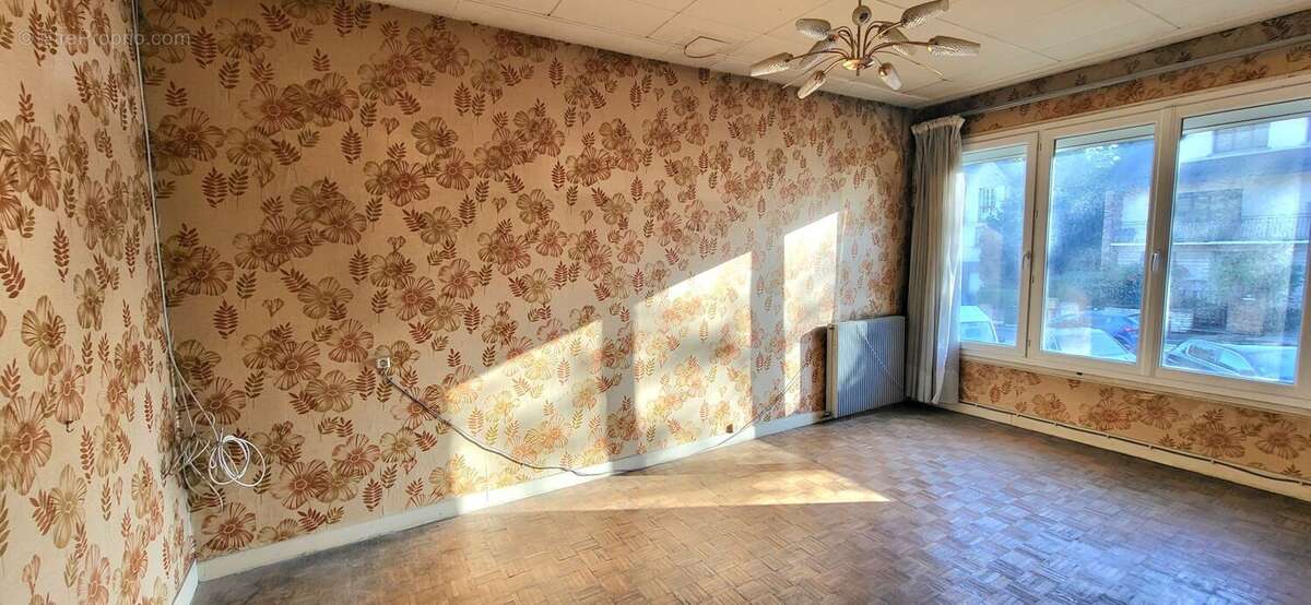 Maison à LE PLESSIS-ROBINSON