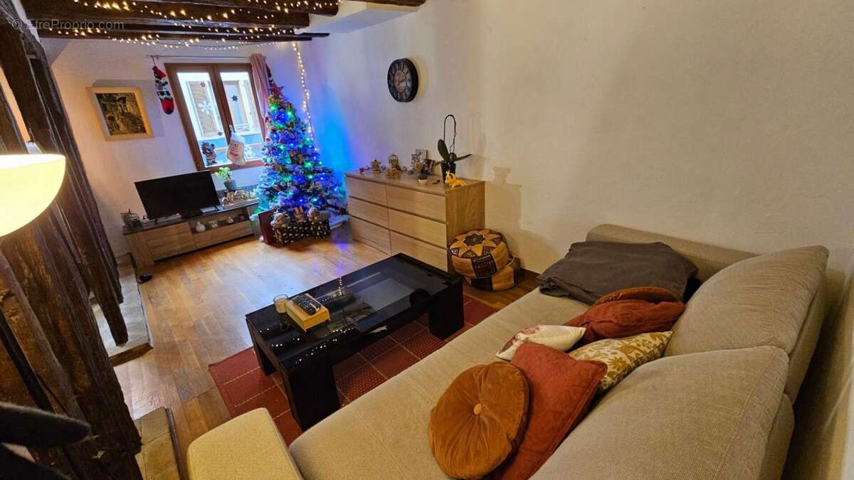 Appartement à HOUDAN