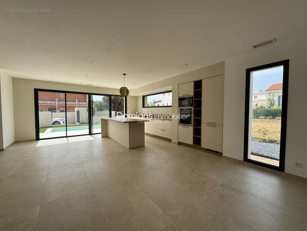 Maison 127 m² à Thuir  - photo 2