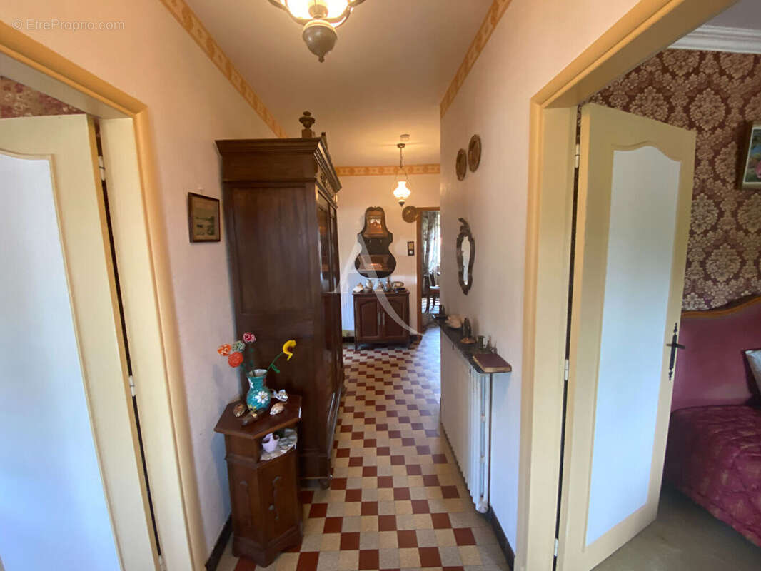 Maison à VALDERIES