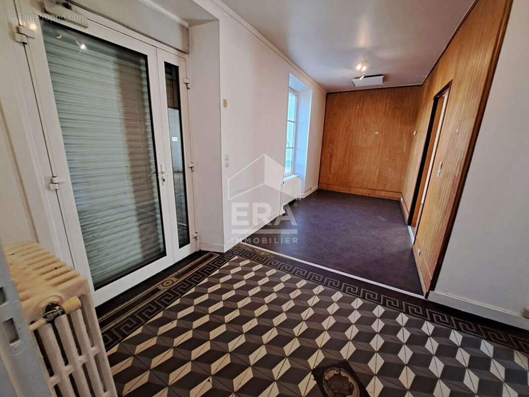 locaux commerciaux / appartement / maison 145 m2 - photo 3
