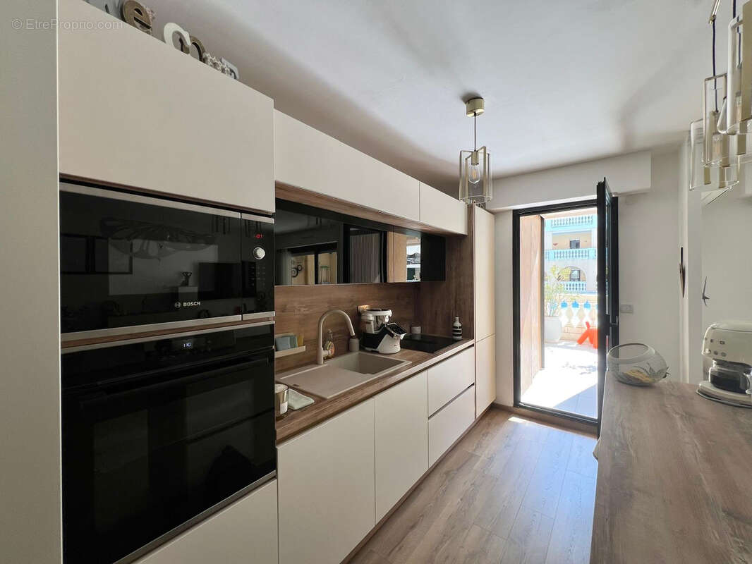 Appartement à LE CANNET