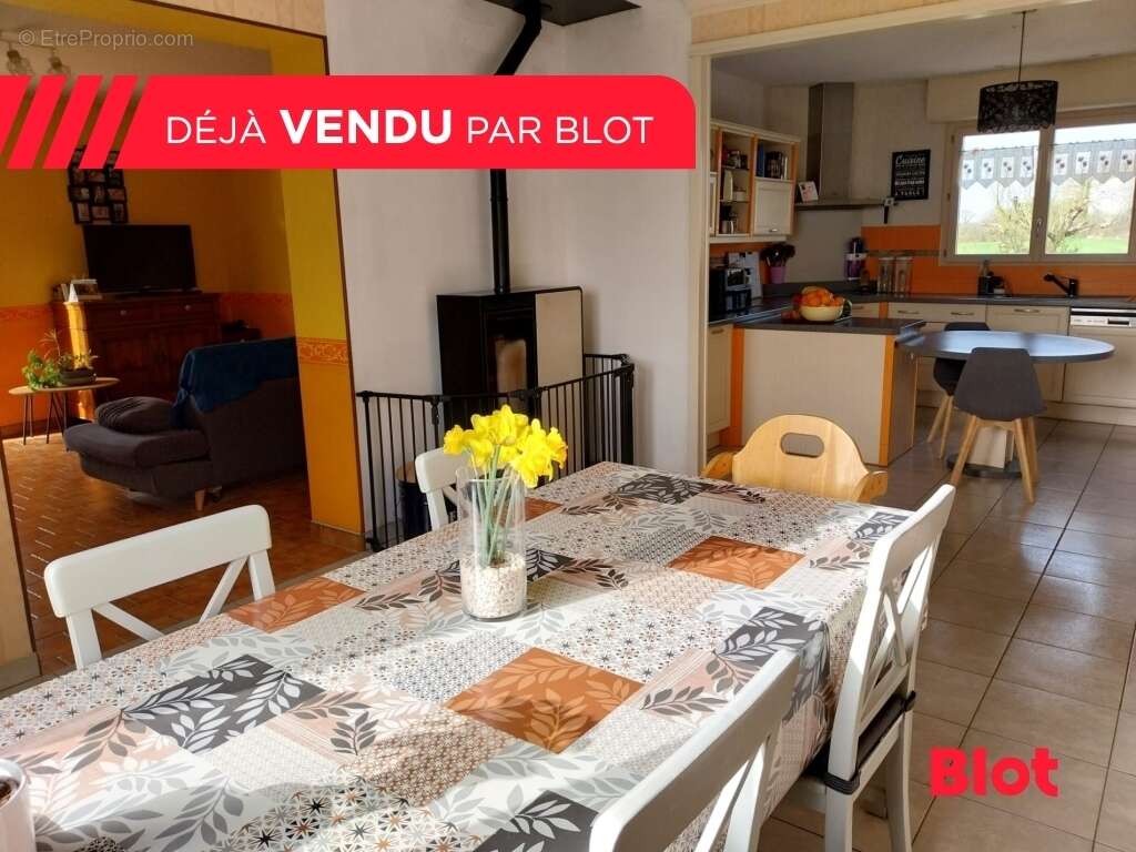 Maison à ETRELLES