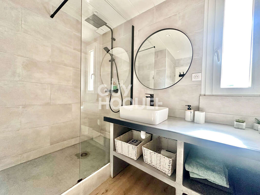 Maison à GUJAN-MESTRAS