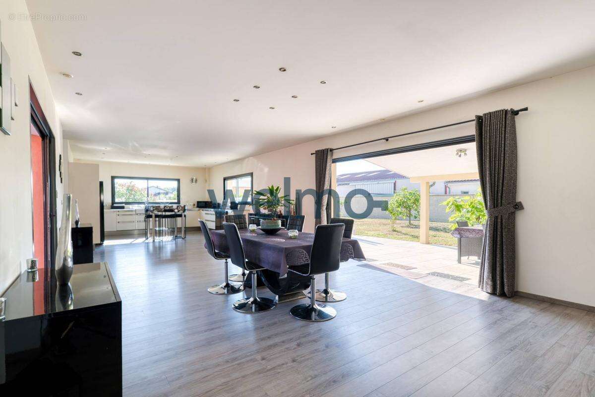 Maison à VILLEFRANCHE-SUR-SAONE