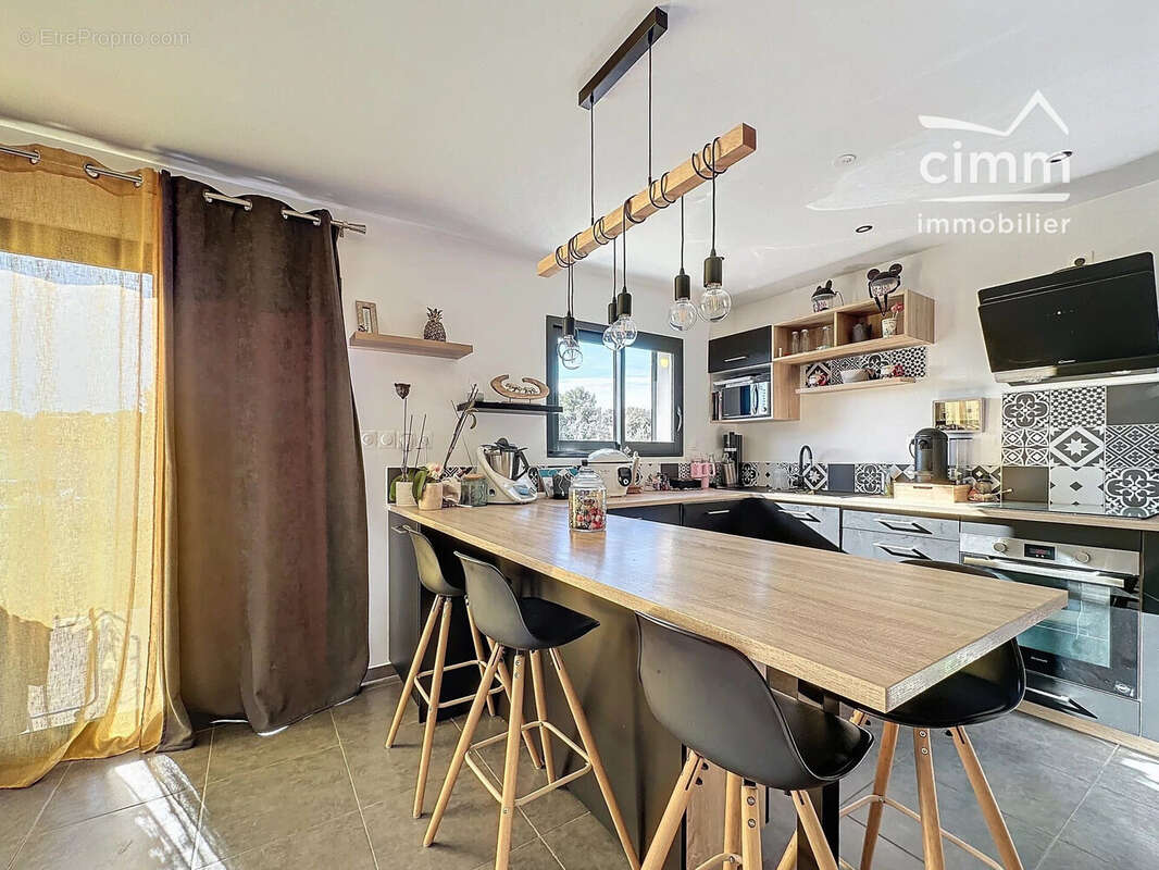 Maison 128 m² à Mazan  - photo 8