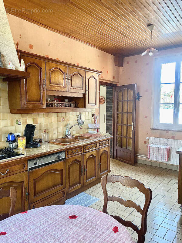 À VENDRE, Maison de Ville avec jardin à DAMVILLE 93m2. - photo 7