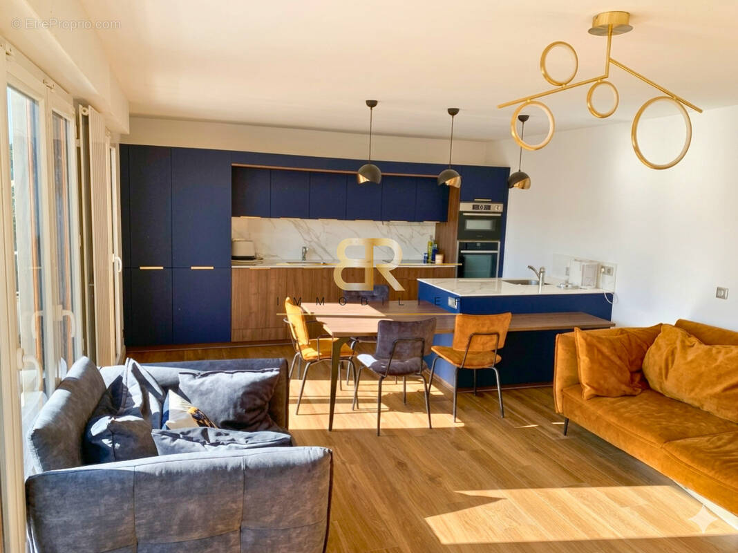 Appartement à SAINT-MAUR-DES-FOSSES