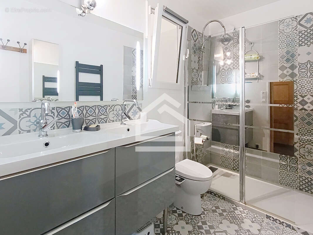 En vente au Taillan-Médoc : villa avec terrasse avec CADRE D'ENVIES - photo 9