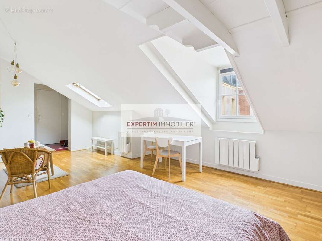 Appartement à VERSAILLES