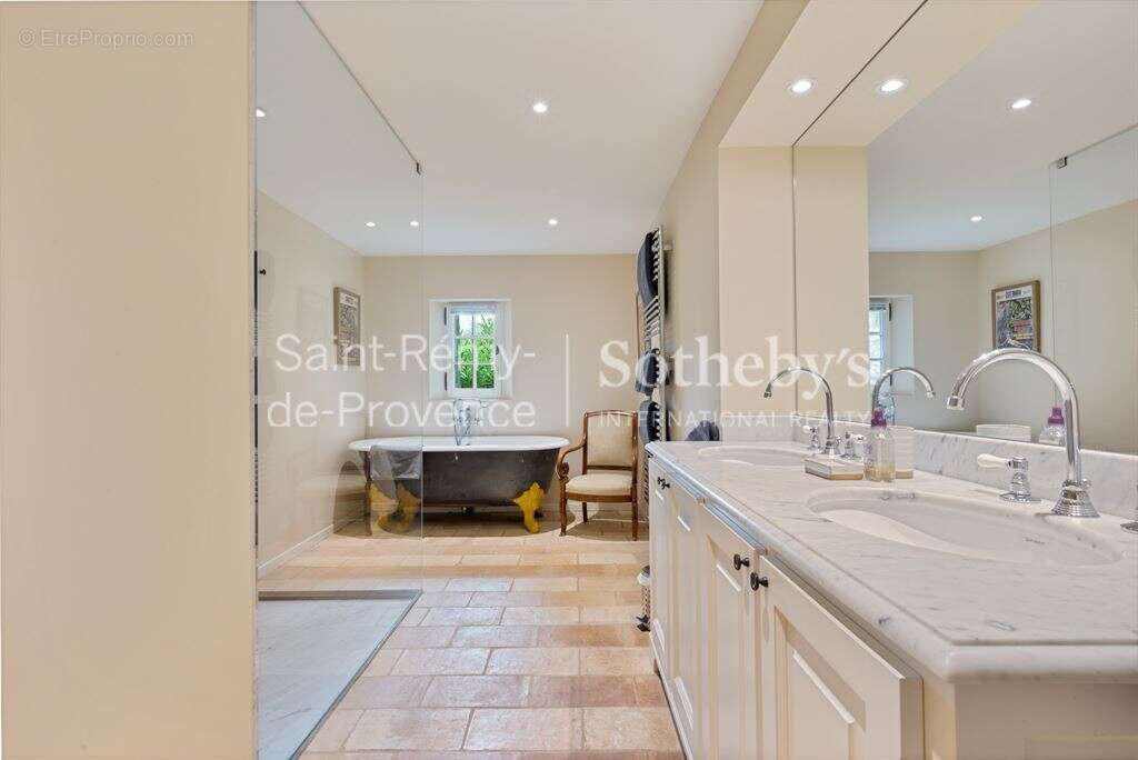 Maison à EYGALIERES