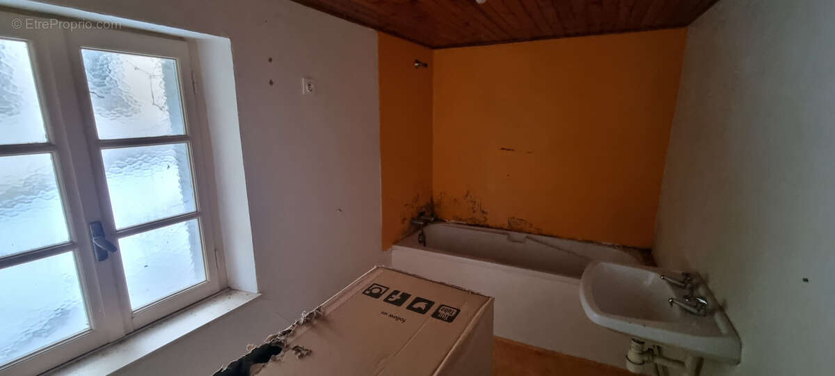 Maison de caractère dans un joli hameau - photo 7
