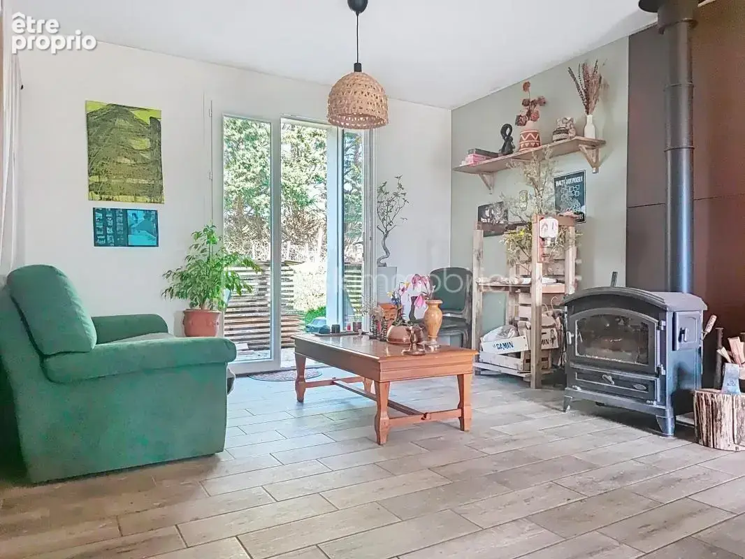 Maison rénovée avec terrain personnalisable – Jusqu'à 1,18 hectare disponible - photo 2