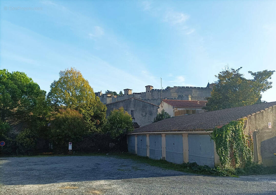 Parking à CARCASSONNE