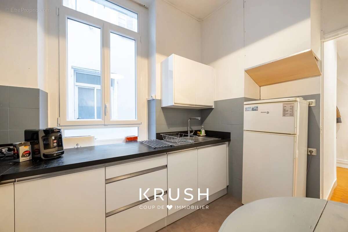 Appartement à MARSEILLE-1E