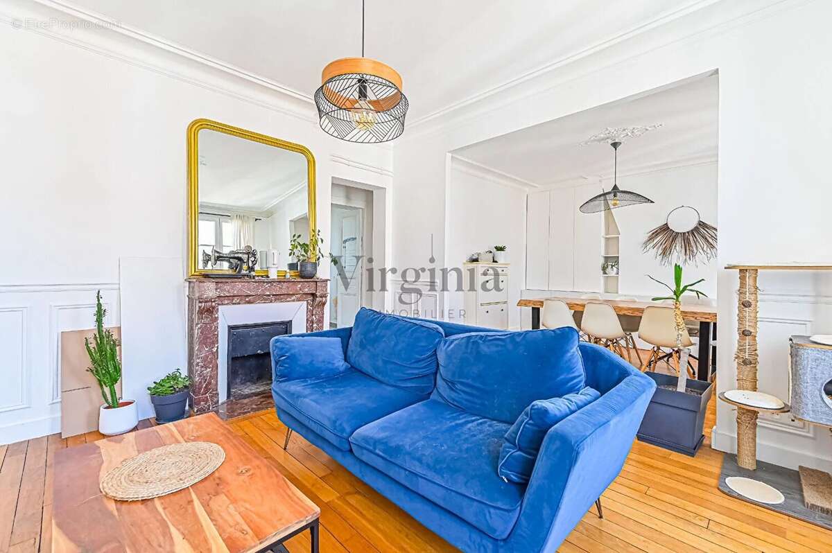 Appartement à CHARENTON-LE-PONT