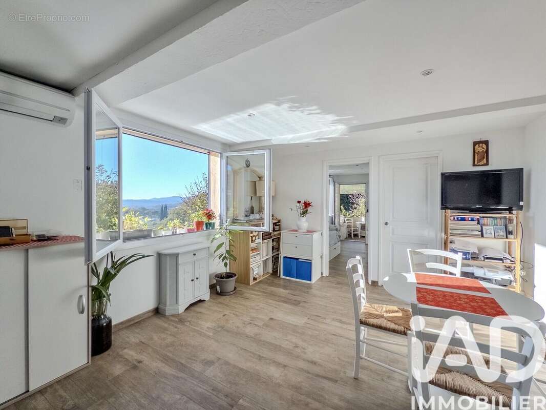 Photo 2 - Appartement à MONTAUROUX