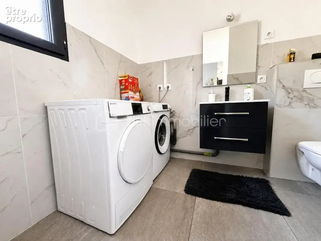 Maison de type T5 sur la commune de Voiron - photo 7