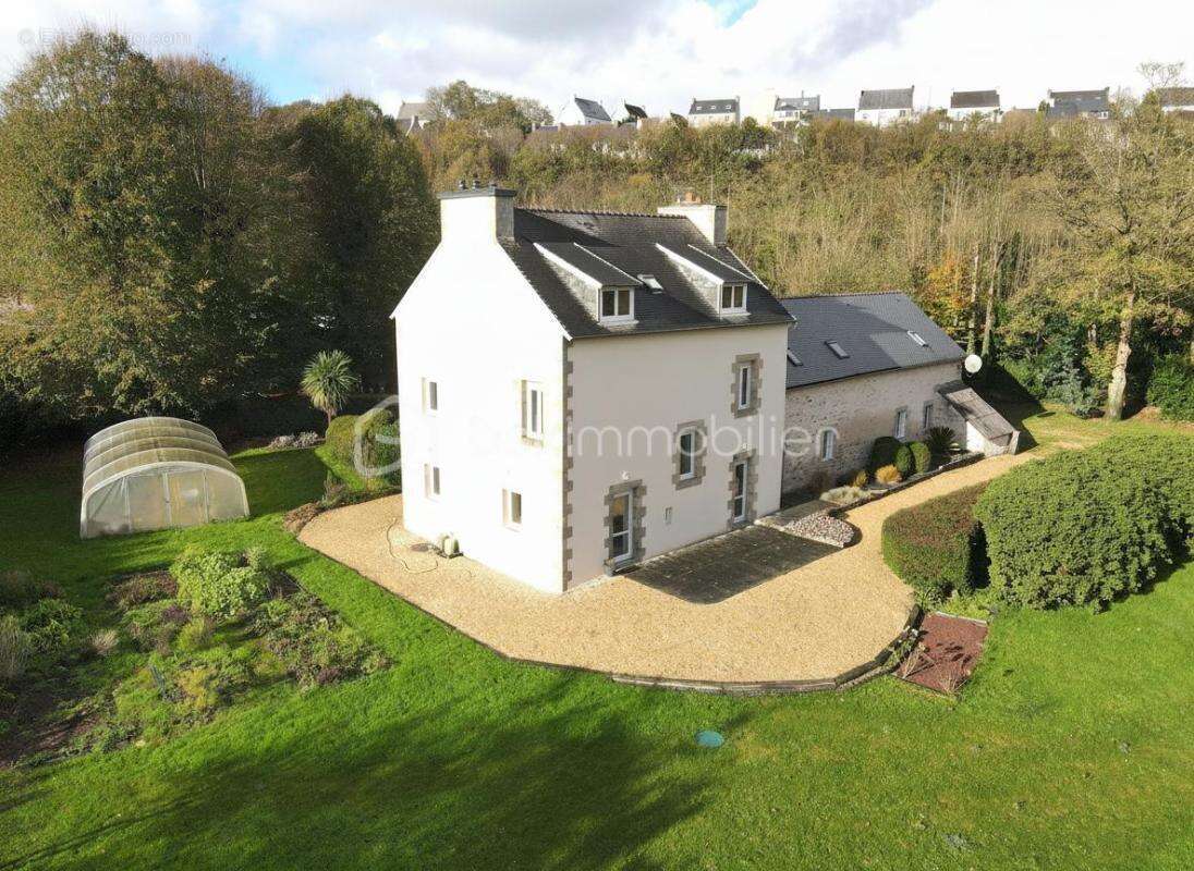 Maison à LANDIVISIAU