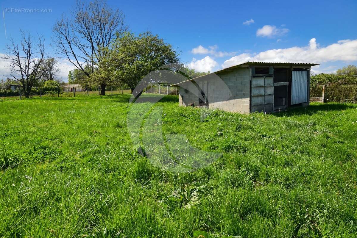 Terrain à NEGREPELISSE