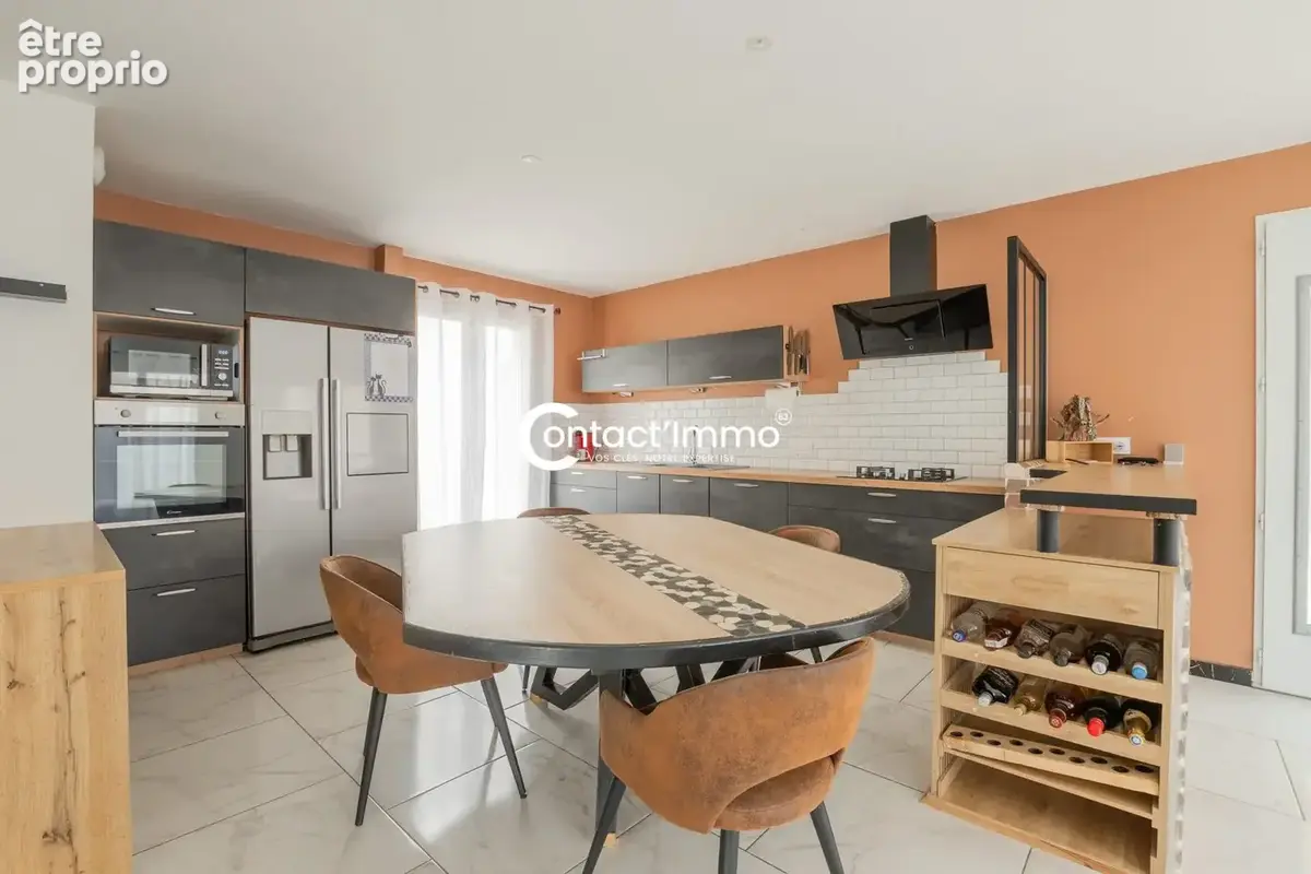 Maison 4 pièces 108 m² à vendre à Lezoux (63190) - photo 3