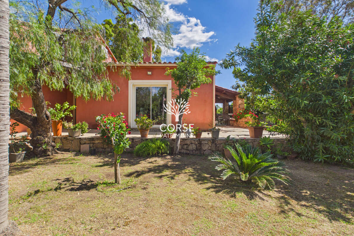 Maison de 160m2 à Porto-Vecchio - photo 19