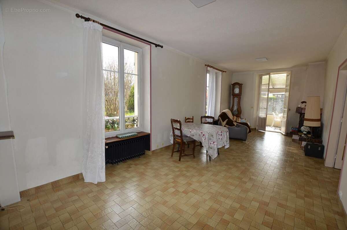 Maison à BRETIGNY-SUR-ORGE